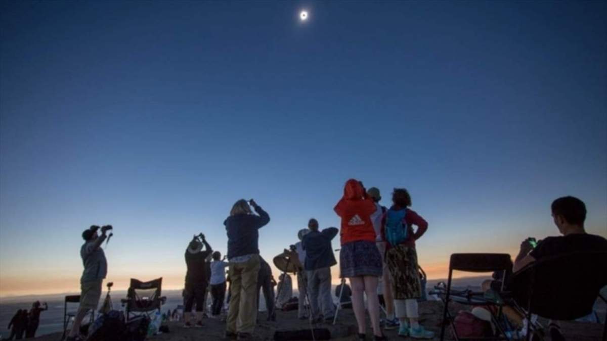 El lado económico del eclipse. Fuente: (Instagram)
