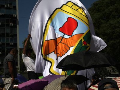 Interna en el PJ: un intendente bonaerense apuntó contra un reconocido gobernador