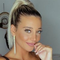 Conocé a la suegra de Sol Pérez, Adriana Meyer, quien sabe conservar muy bien su belleza
