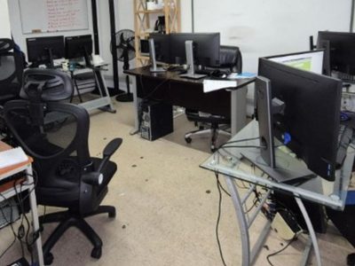El guion de los extorsionadores: decomisan manuales y bases de datos en operativo masivo