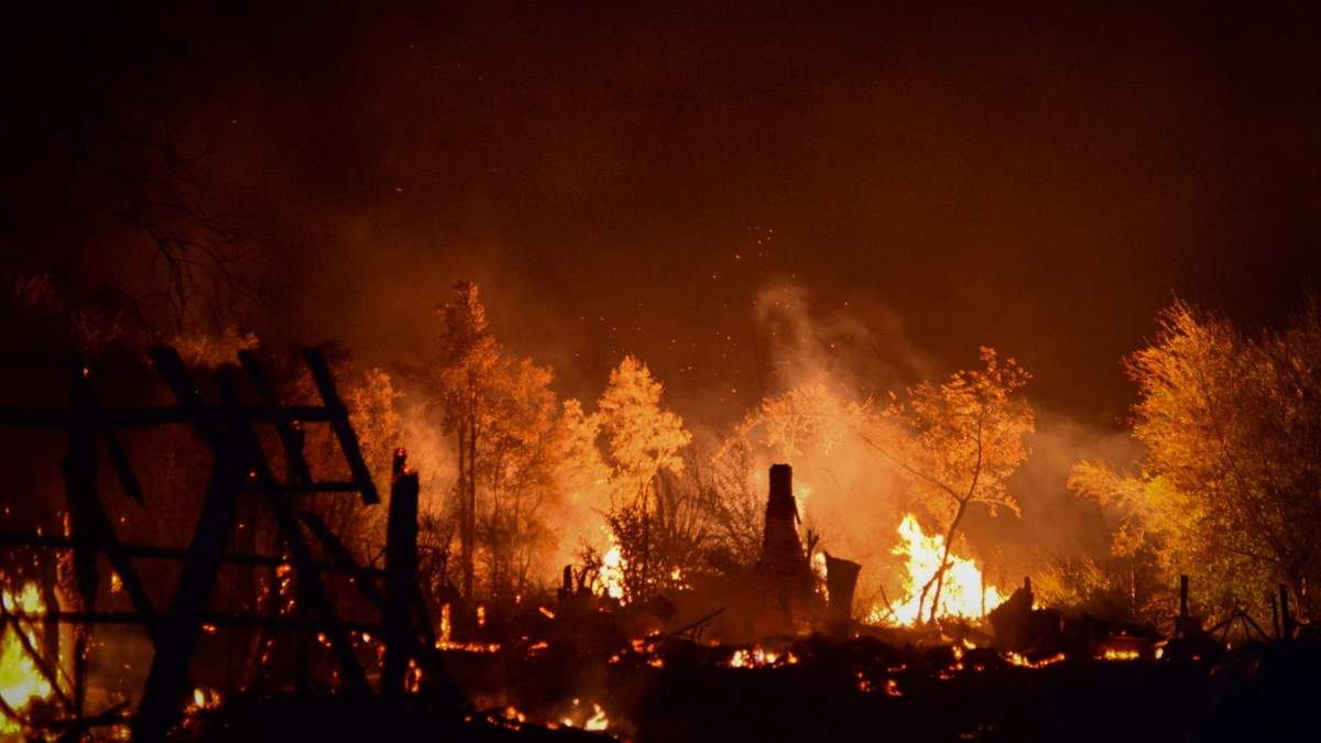 El incendio en El Hoyo. Fuente: (Twitter)