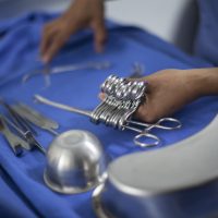 Especialistas alertan por identificación tardía de cáncer de hígado y presentan guía