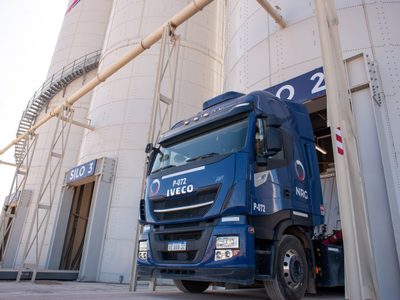 Camioneros de Neuquén y Río Negro levantaron el paro total en Vaca Muerta
