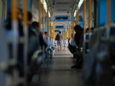 Rige desde hoy: conocé el nuevo protocolo para viajar en transporte público