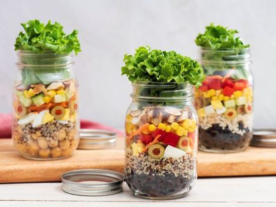 Ensalada en frasco: ahorrá tiempo y dinero con esta mega idea para tener todo listo al llegar a casa