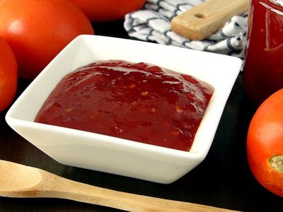 Si compraste tomates en oferta, hacé esta deliciosa mermelada de tomate para sumar a tus picadas del finde