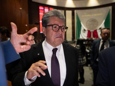 “Es una lección para no actuar así”, dice Monreal sobre incidente de Hugo Aguilar Ortiz