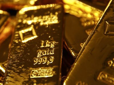 El oro cae nuevamente: se alcanzaron valores no vistos desde mayo de 2020