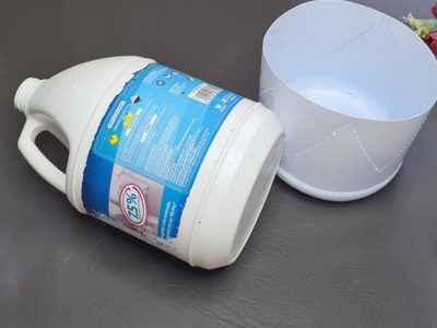 No tires los bidones de cloro y hacé estos hermosos canastos para tu baño