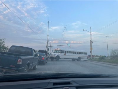 Matamoros amanece con bloqueos en carreteras