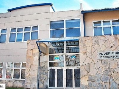 Autorizan a una adolescente a suprimirse el apellido paterno por ser su abusador
