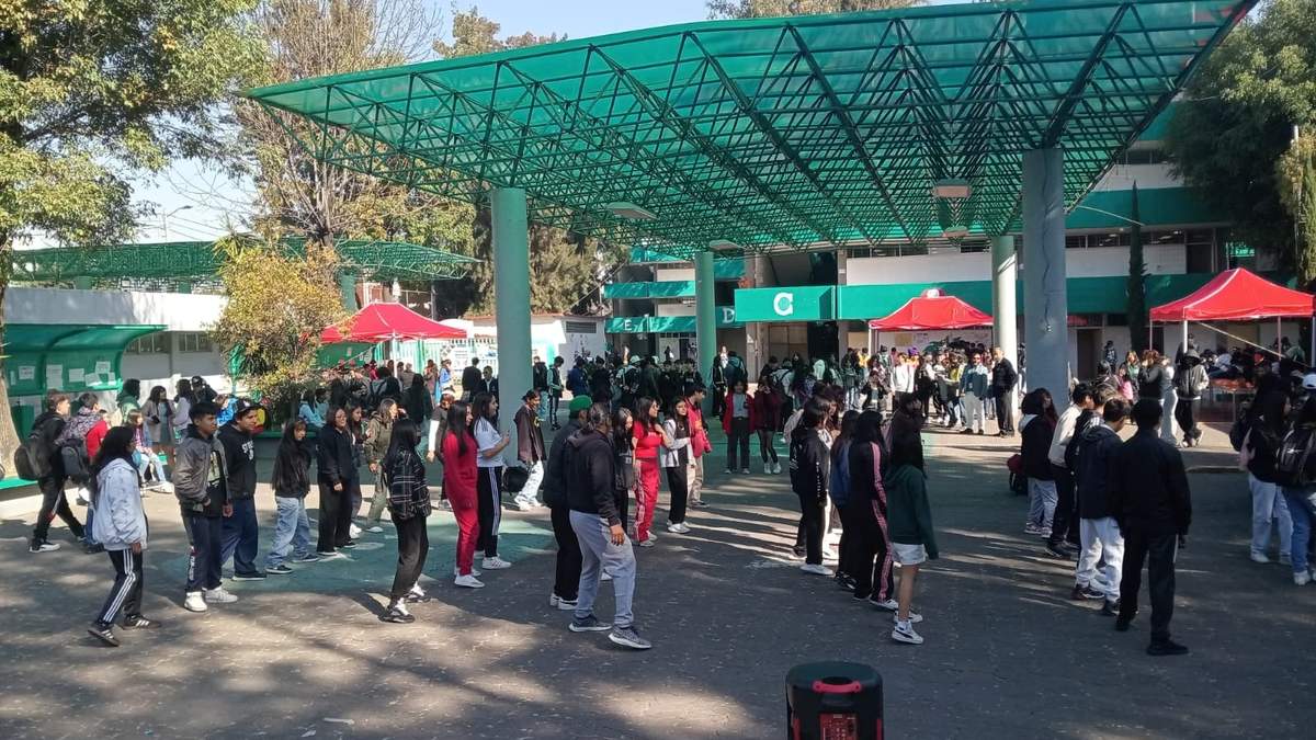 Colegio de Bachilleres Plantel 10, en la alcaldía Venustiano Carranza, CDMX