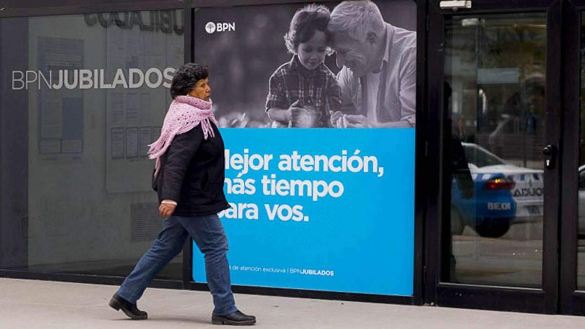 Funcionarios aprobraron la comunicación para la reapertura de una extensión del BPN en Cutral Co. Fuente: (Twitter).