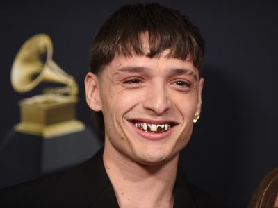 Peso Pluma gana su primer Grammy