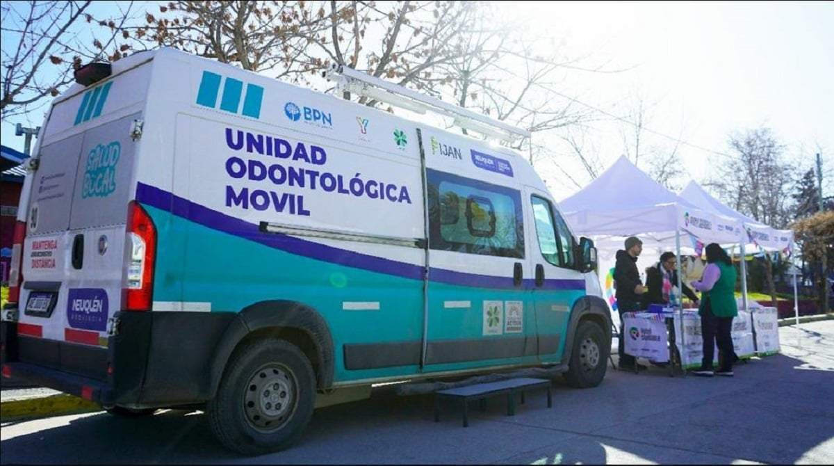 Móvil odontológico. Fuente: (Neuquén Informa)