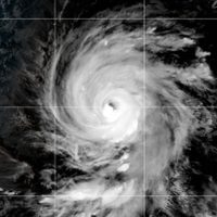 Larry ya es huracán categoría tres y amaga con ser uno de los más poderosos en el Atlántico