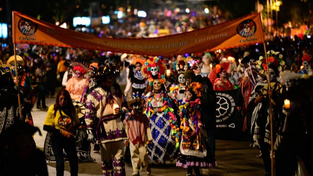 Mega Procesión de las Catrinas