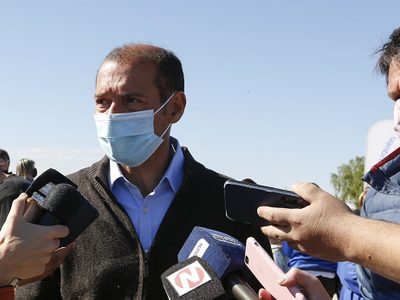 Omar Gutiérrez adelantó que Neuquén llegará al 70 % de inmunización en octubre
