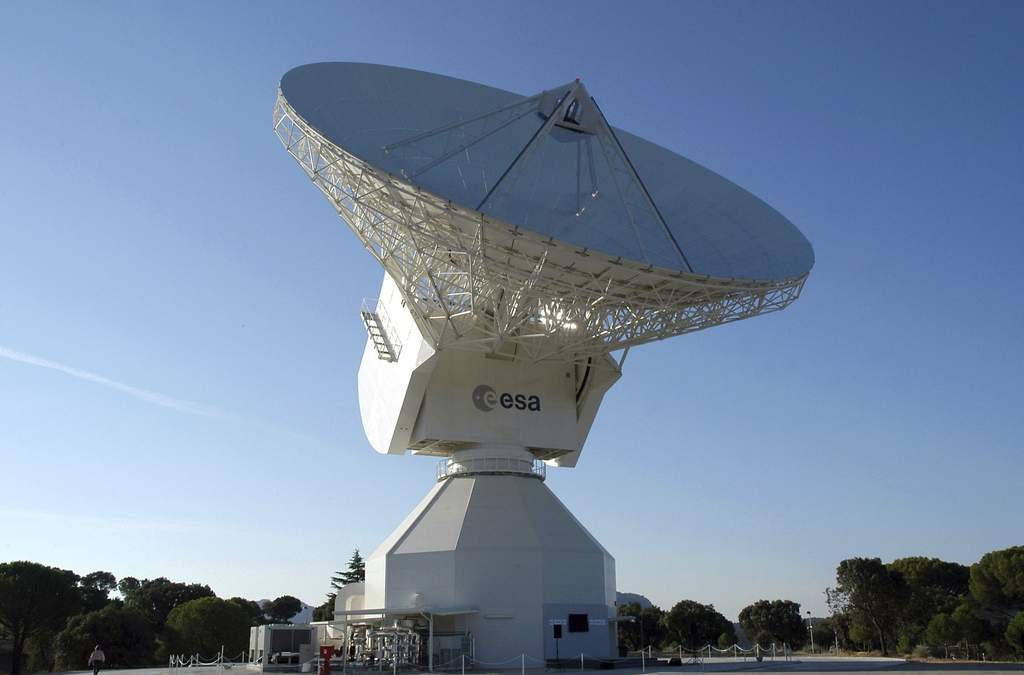 Agencia Espacial Europea muestra la antena parabólica de espacio profundo de 35 metros de diámetro, DSA-2, en Cebreros, España