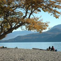 Entre lagos cristalinos y paisajes de ensueño: el pueblo de Neuquén que todos deben visitar al menos una vez
