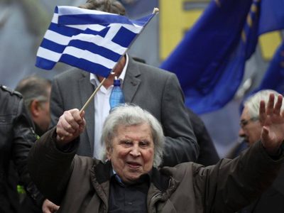 Luto en la música internacional por el deceso de Mikis Theodorakis, compositor de Zorba El Griego