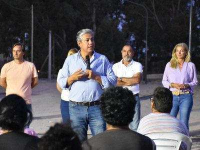 Figueroa y Salas sellaron alianza y prometieron 10 mil viviendas por año