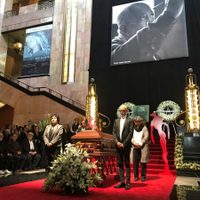 Solemne despedida a Gilberto Aceves Navarro en Bellas Artes