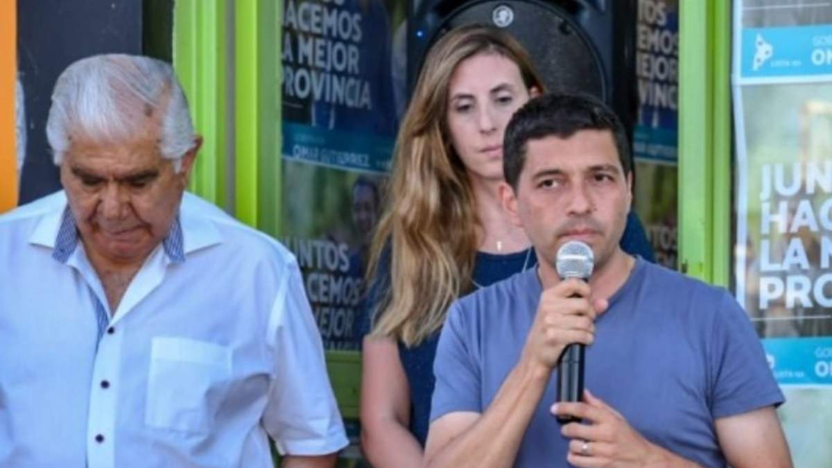 El dirigente petrolero Guillermo Pereyra y el vicegobernador Marcos Koopmann. Fuente: (Twitter)