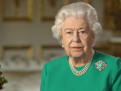 Otro hito histórico para la reina Isabel II: así será su vacunación contra el COVID 19