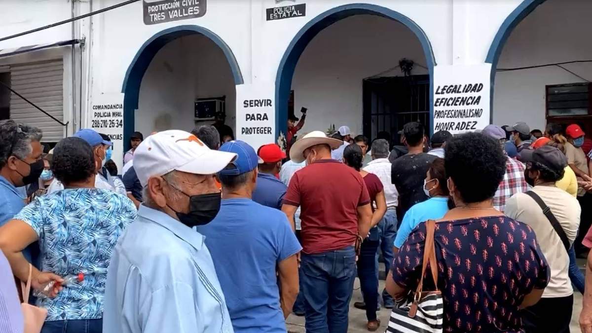 Protesta en tres Valles por la desaparición de 11 de sus habitantes