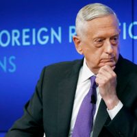 Exsecretario de Defensa de Trump acusa al presidente de buscar "dividir" al país