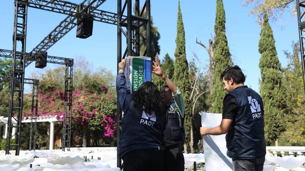 PAOT suspende experiencia inmersiva de Alicia en el País de las Maravillas en Parque Lira