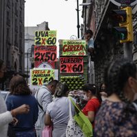 Más de la mitad de los mexicanos con empleo, en la informalidad o en la precariedad