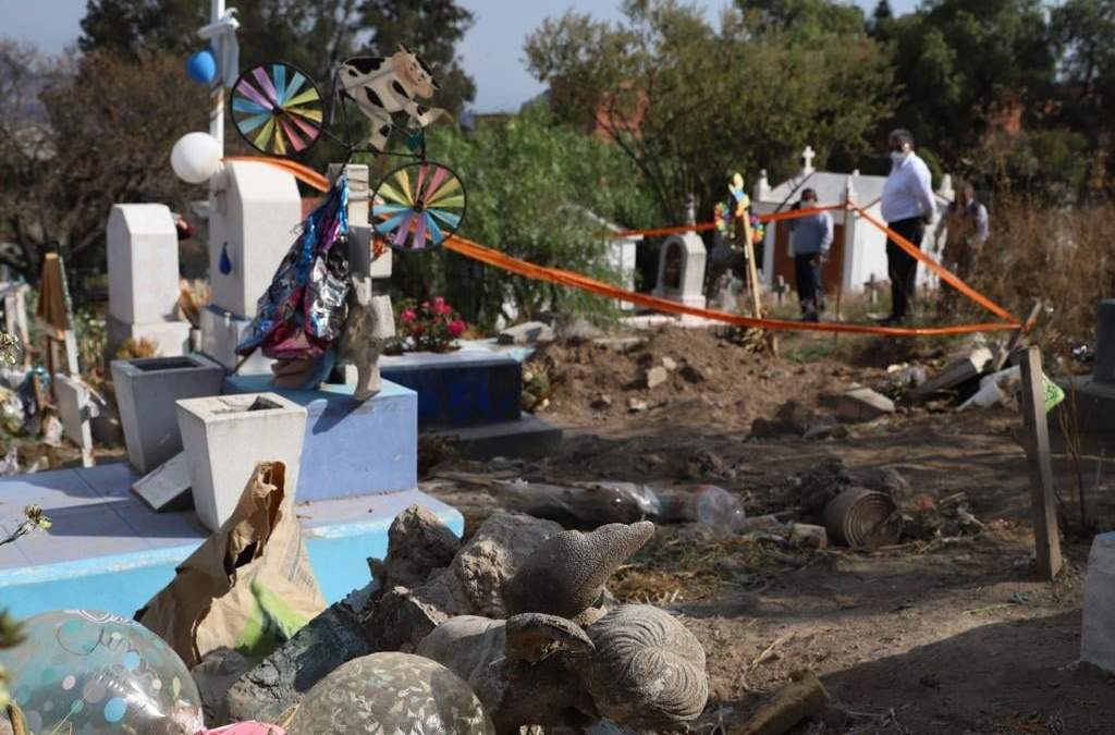 Cerco de seguridad en el panteón de San Nicolás Tolentino en la alcaldía Iztapalapa por el caso Tadeo
