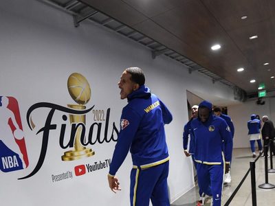 AMLO felicita a Juan Toscano por su título de la NBA