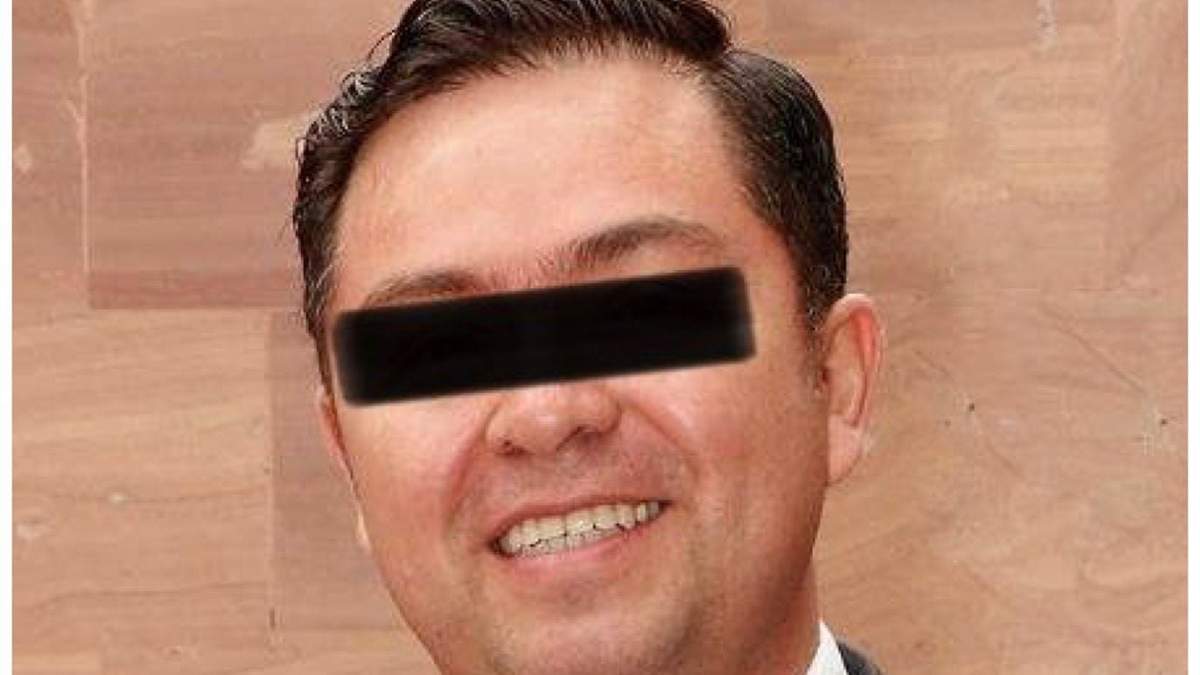 Notario público 135, Jorge Alberto Merlo Gómez, colaborador del exgobernador José Murat Casab