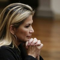 Jeanine Áñez intentó autolesionarse en prisión