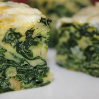 Pastel de espinaca y queso: una receta facilísima que te va a salvar en tu próxima cena familiar