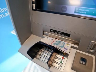 Estatales de Neuquén cobrarán el jueves 30 de abril con un aumento del 9,13%