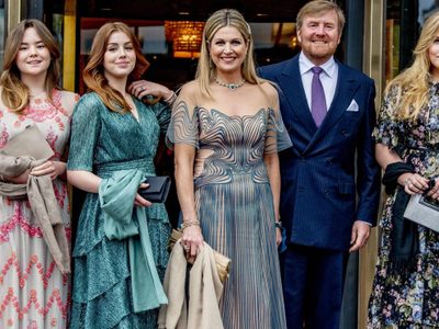 Concierto de cumpleaños: Máxima de Holanda deslumbró junto a sus hijas con una ilusión óptica
