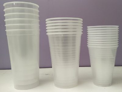 Con 2 vasos descartables y palitos escarbadientes: creá este portavela digno de una revista de decoración