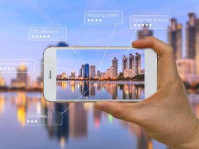 Facebook predice el futuro. ¿Adiós a los teléfonos celulares?