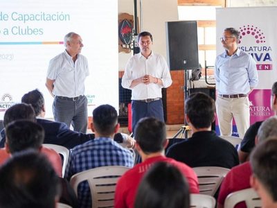 Koopmann participó del cierre del programa de apoyo a clubes y anunció una nueva edición para 2023