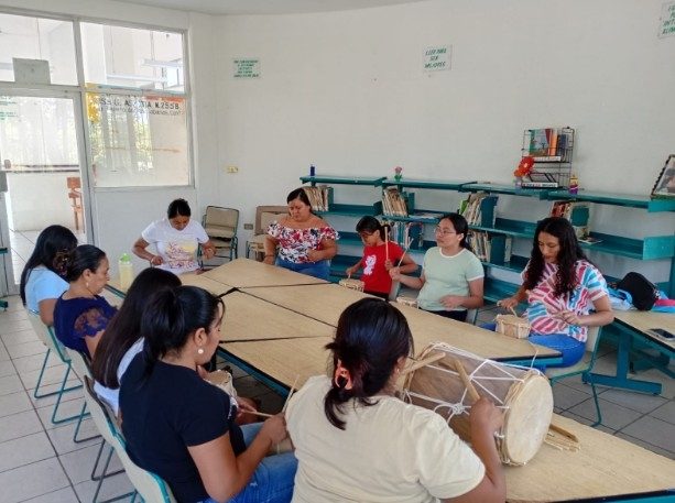 Taller tambor Foto Cortesia Úrsula Sánchez