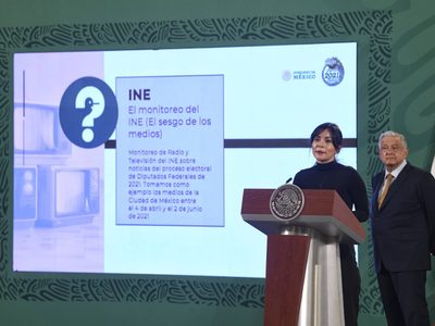 TEPFJ descarta que AMLO o García Vilchis hicieran propaganda morenista en conferencia del 7 de julio