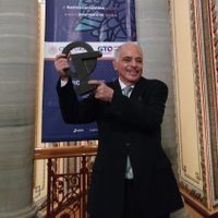 El poeta y dramaturgo Miguel Sabido recibe la “Presea Cervantina 2021”