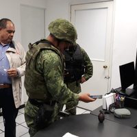 Granada en palacio municipal de Celaya provoca desalojo e intervención del Ejército