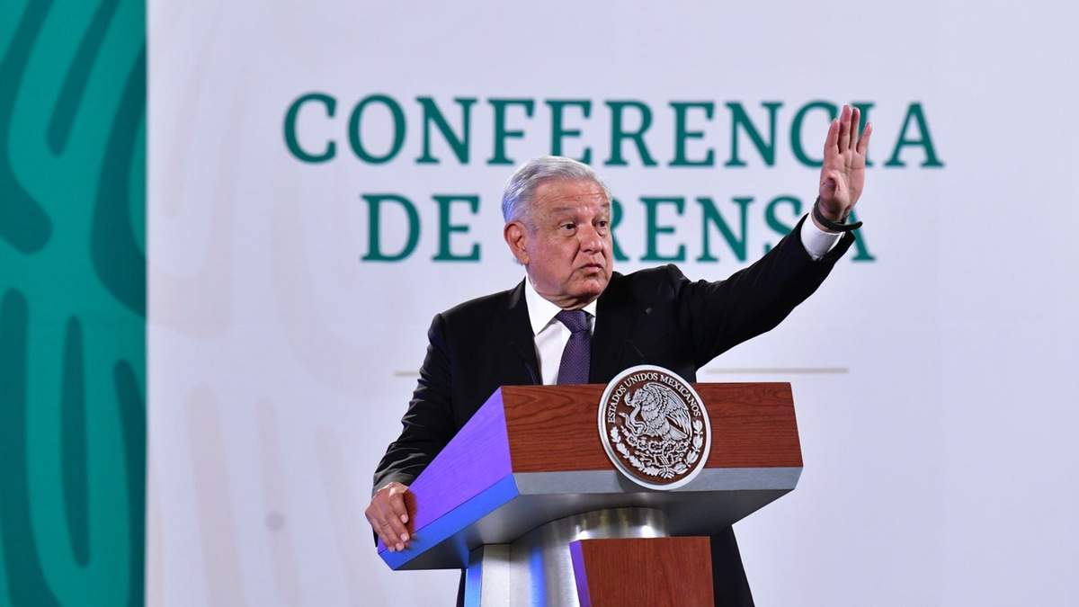El presidente informó que ya no se protege a políticos ni a militares