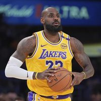 LeBron James jugará su temporada número 23 en la NBA y ganará 52.6 millones de dólares