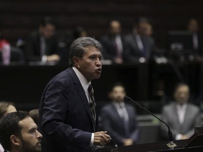 Monreal no descarta que AMLO promulgue reformas de GN y pueblos indígenas